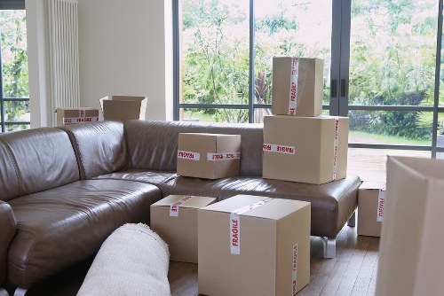 Medium-sized moving truck for central London move in Pimlico